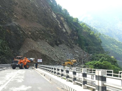  २२ करोडको लागतमा तुइन खोलामा पहिरो रोकथाम कार्य सुरु 